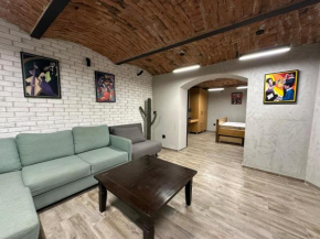 City Centre Retreat Krunska Industrial Apartment